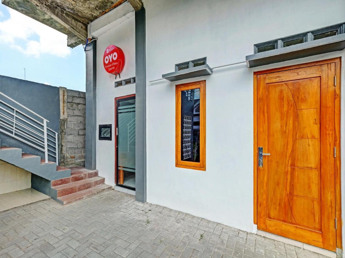 Oyo 90325 Pondok Dnayu Syariah Jarakan Exterior photo
